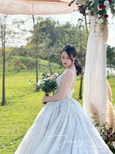 【新秘蓁妮】bride嘉惠 結婚造型 / 戶外婚禮造型