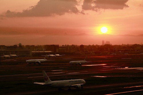 sunset evening 関東 羽田 haneda airport japan jal