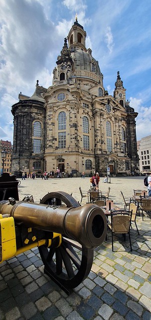 Ankunft in Dresden, city. Frauenkirche