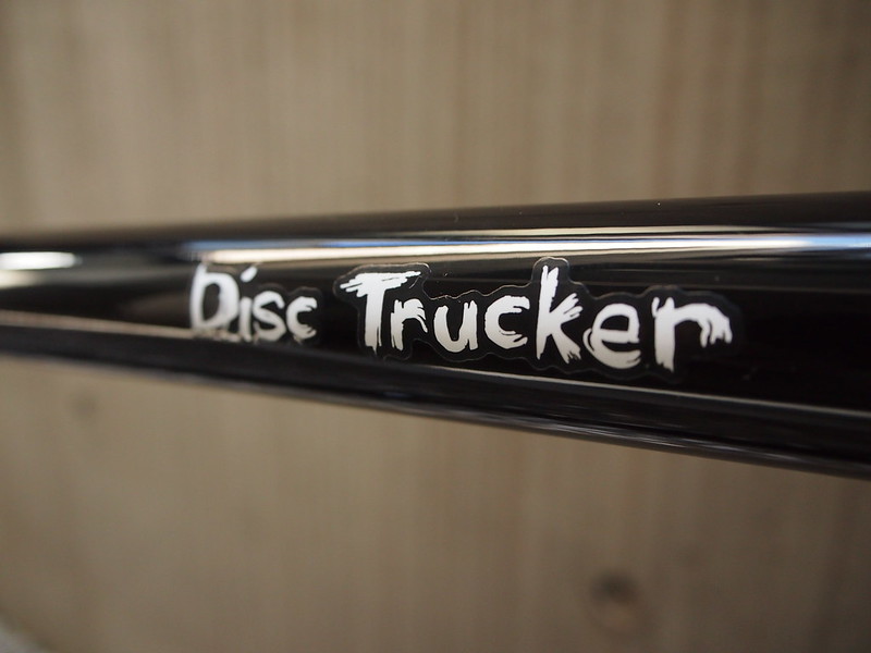 SURLY Disc Trucker  Flat Logo