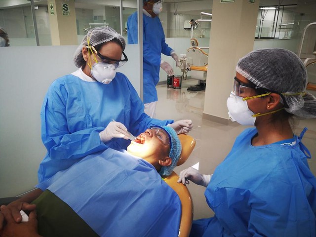 Centro Especializado en Odontología de la USMP implementa avanzada tecnología para el cuidado de sus pacientes frente a la COVID – 19 y a la postpandemia
