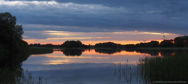 Sonnenuntergang am Kuhzer See