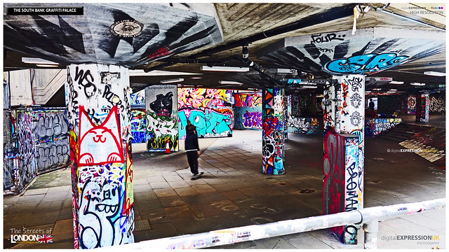 LONDON - Graffiti on the South Bank