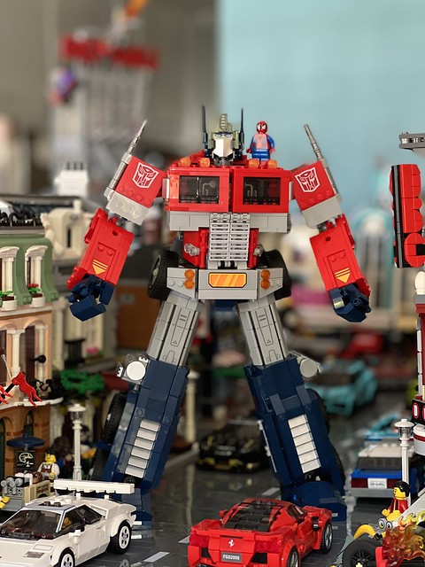 Optimus Prime enters the LEGO City (Never thought I’d get to write that!)