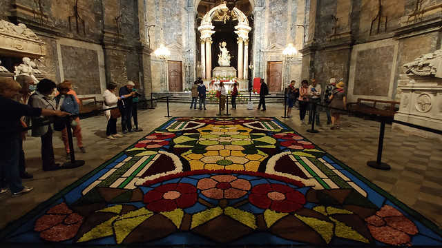 No. 42 - Basilica of Sant Feliu - Temps de Flors / Flower Festival - Girona, Catalunya