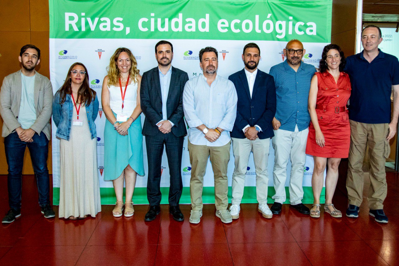 El ministro de Consumo, Alberto Garzón, mantiene un encuentro con la Red de Municipios de Agroecología. En el Ayuntamiento de Rivas Vaciamadrid
