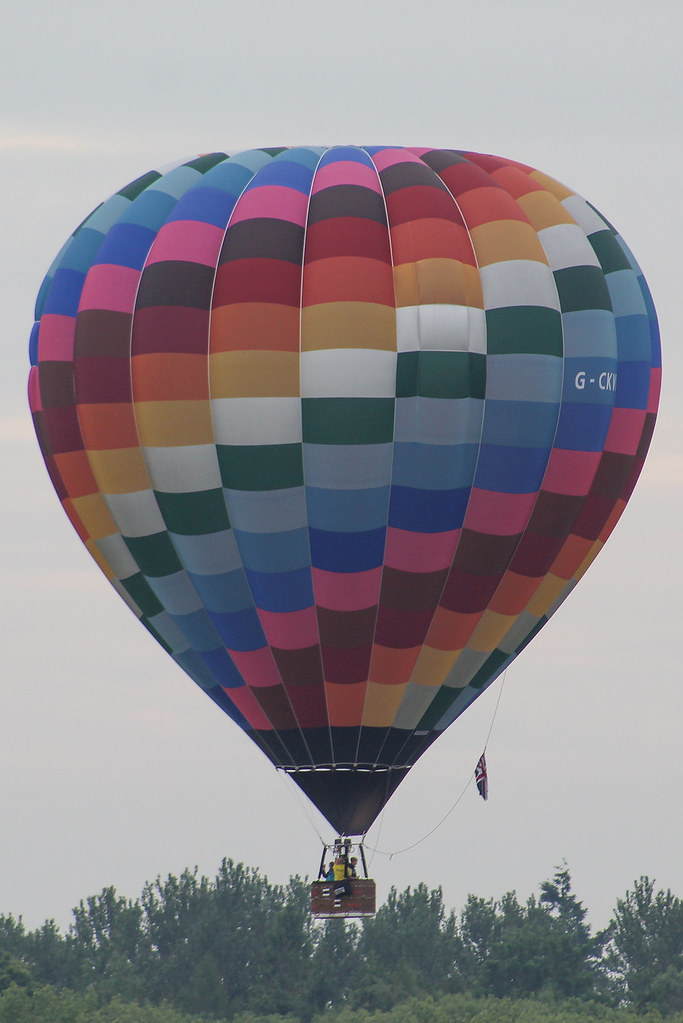 G-CKVI, Cameron A-120 Hot Air Balloon
