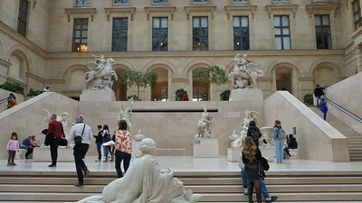 254 Louvre
