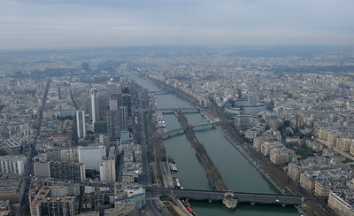 031 Eiffeltoren - Uitzicht richting Seine