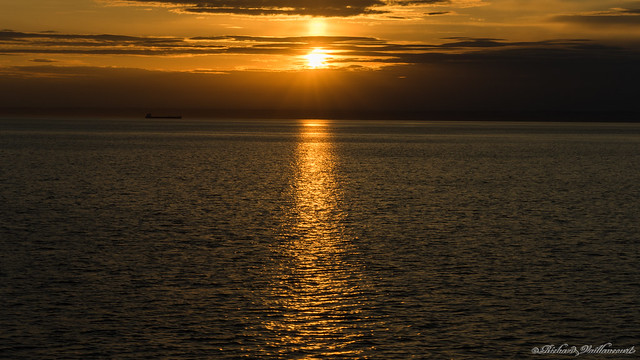Coucher de soleil en mer, sunset at sea, Canada - 09390