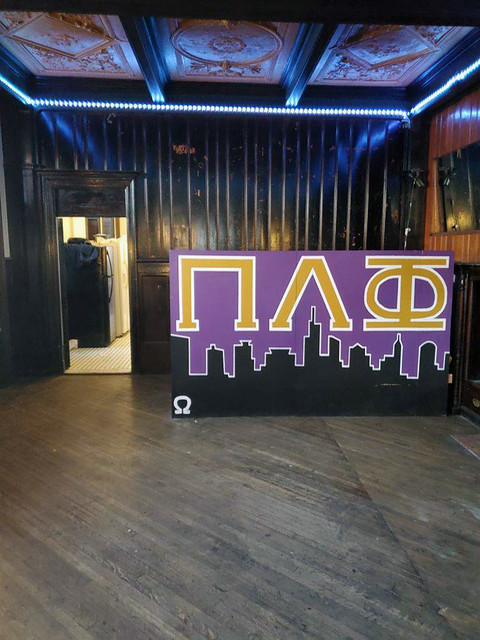 bar room