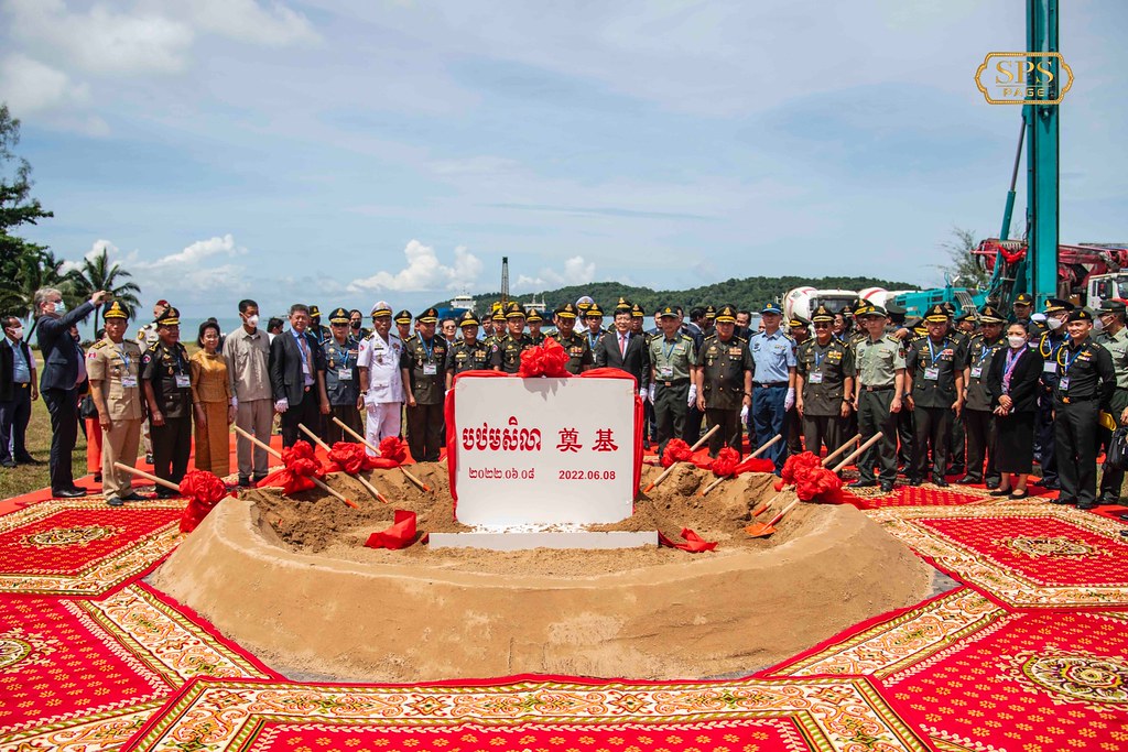 กรณีจีนช่วยพัฒนาฐานทัพเรือเรียมในกัมพูชา ส่งผลต่อความสัมพันธ์เอเชียอาคเนย์และต่อสหรัฐฯ อย่างไร