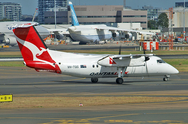 de-Havilland Canada DHC-8-202 VH-TQG Qantas / Eastern Australia