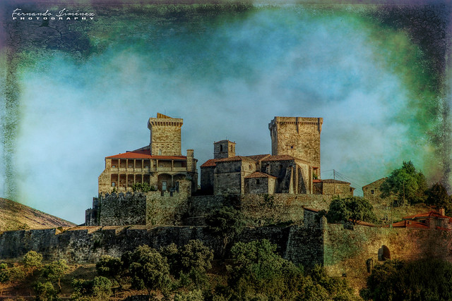🇪🇸 Castillo de Monterrey/Monterey Castle EXPLORE!