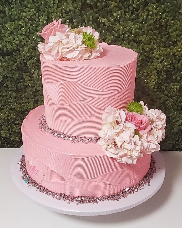 Cake by Roberta Cakes and Sweets