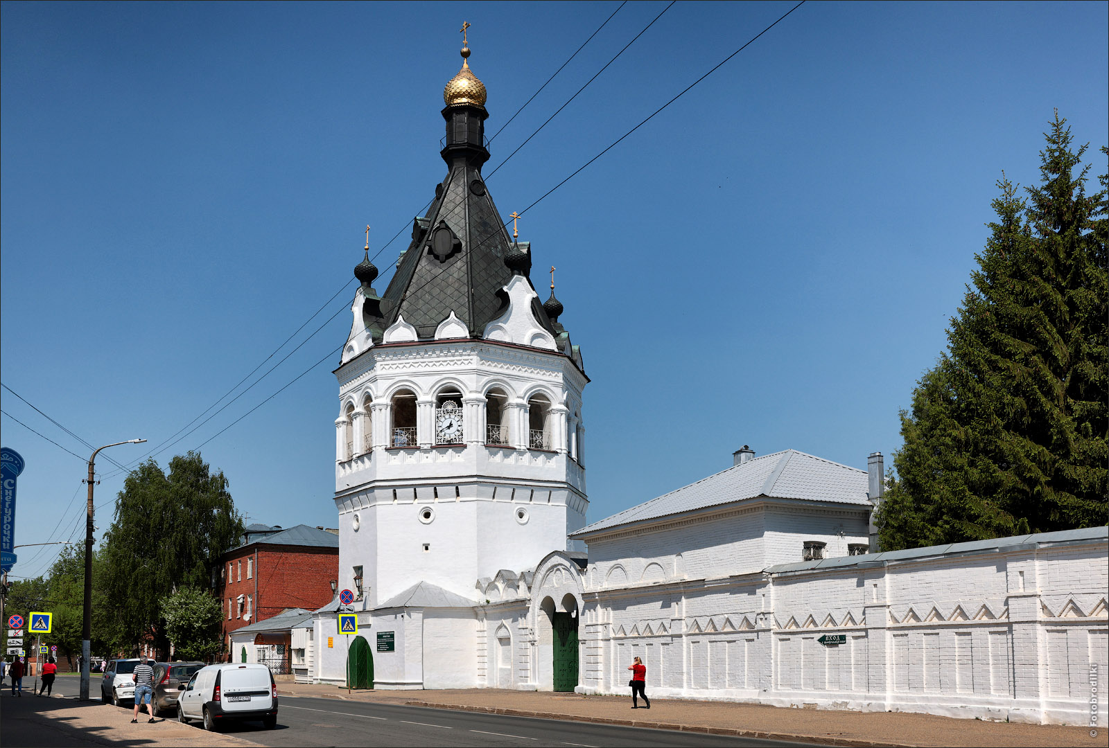 Звонница Богоявленско-Анастасиина женского монастыря, Кострома, Россия
