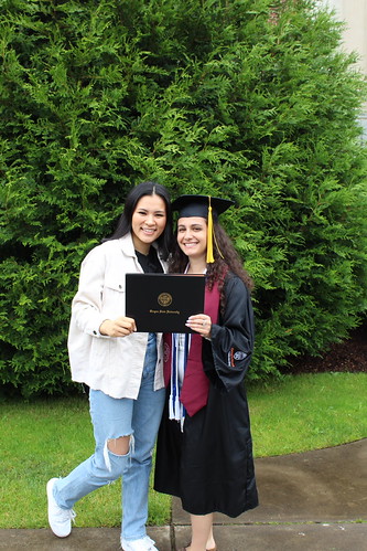 Andreea’s Grad | Vivian Tran | Flickr