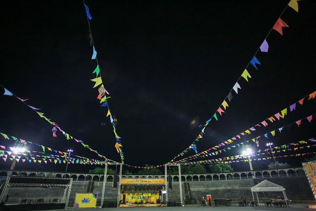 14.06.22 - Terceira noite do 64° Festival Folclórico do Amazonas agita público no Centro Cultural Povos da Amazônia