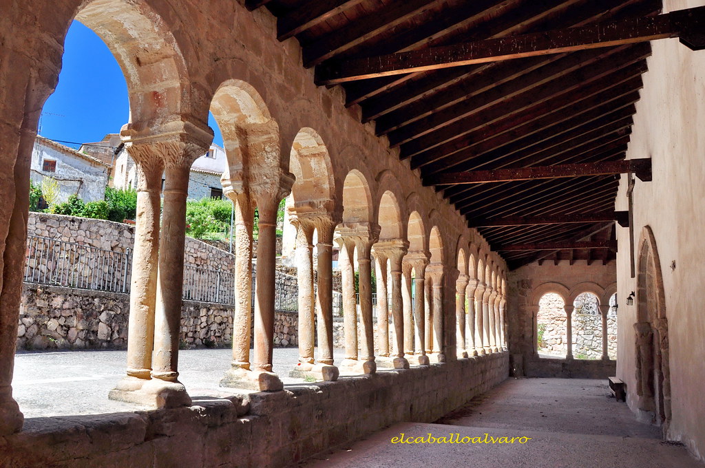 863 – Interior Galería – Iglesia El Salvador - Carabias (Sigüenza - Guadalajara) – Spain.