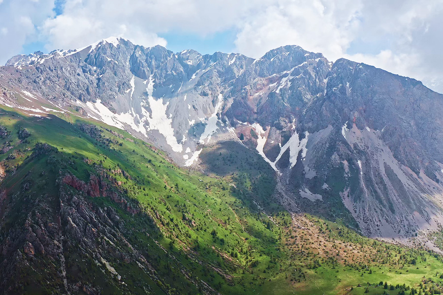 Арсланбоб и ореховый лес. Киргизия