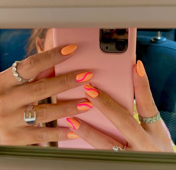 Creamsicle Orange & Bright Pink Nails