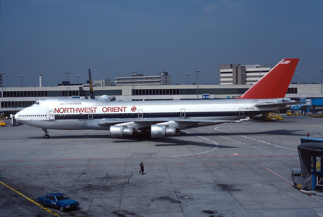 Northwest Orient Airlines Boeing 747-151 N609US August 1988 FRA