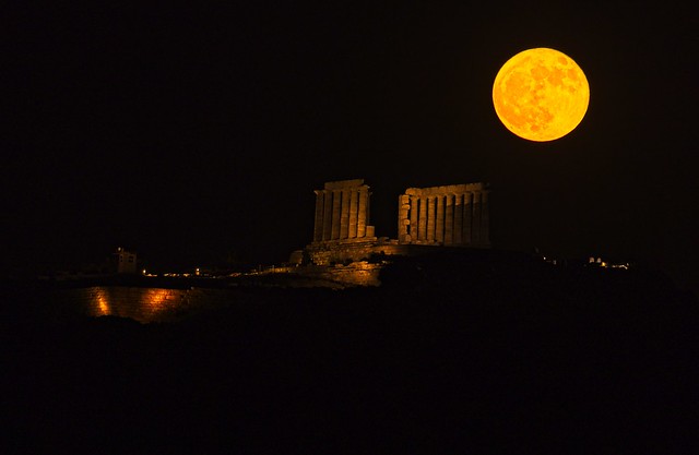 full moon rising on 14th June 2022 over Poseidon temple