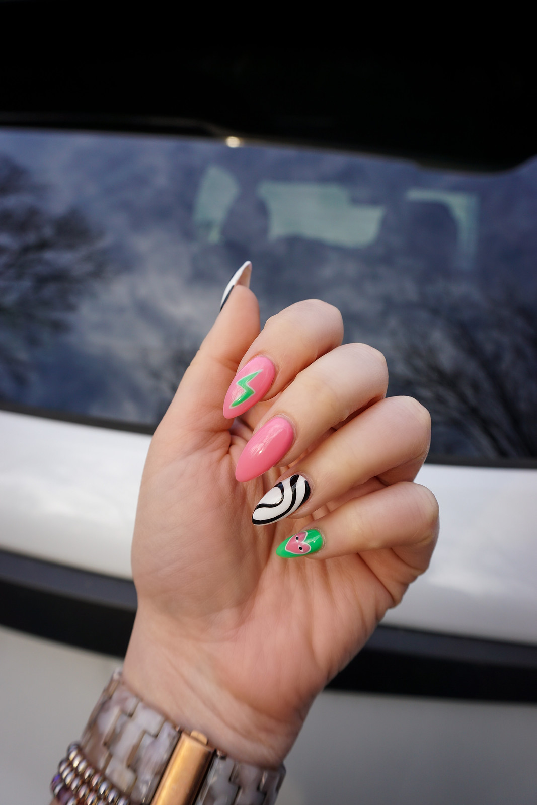 Bring on the summer! Fun nail art design with OPI Brazil - Lucy's Stash