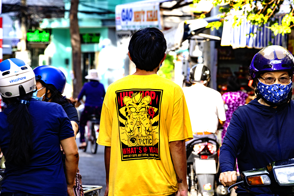 HIP HOP WHAT'S UP MAN T-shirt on 6-16-22--Vung Tau copy