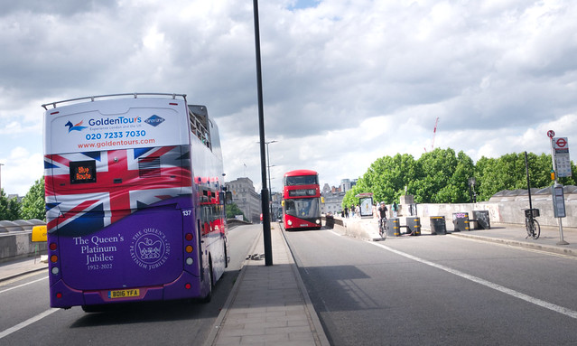 DSC_4151a River Thames Waterloo Bridge London Bus Route #68 and the Queen's Platinum Jubilee Open Top Tourist Bus