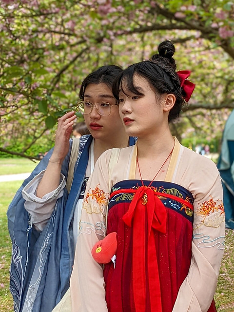 Two Girls Prepaing for the Shang-Si Festival Among the Cherry Blossoms at Parc de Sceaux 2