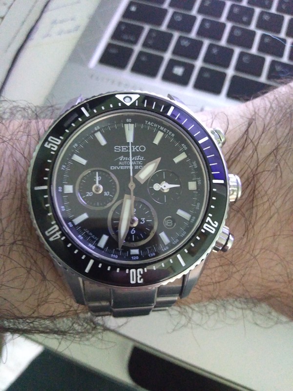 *** La Seiko du jour - vol. 19 *** - Page 4 52154015917_a7002d16b0_c