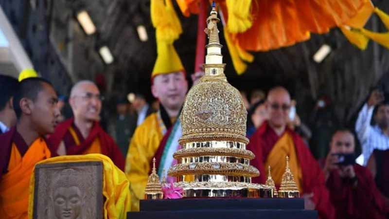 Mongolia Kedatangan Relikui Buddha