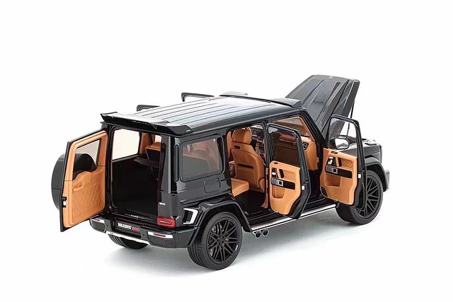Mercedes Benz G800 Brabus 1 18 Almost Real (7)