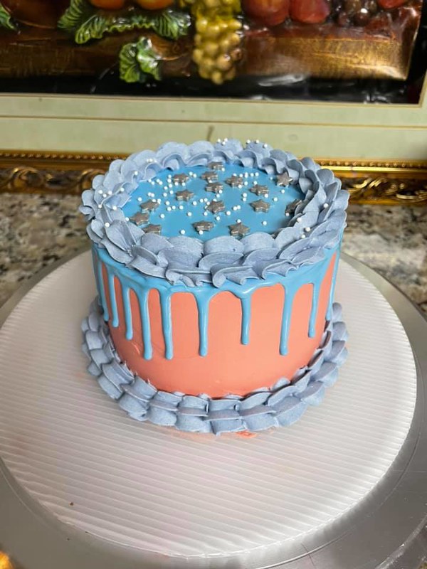 Cake by Cutesy Cakes