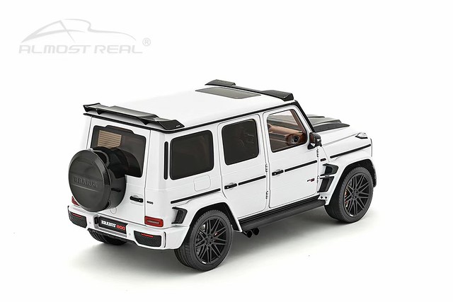 Mercedes Benz G800 Brabus 1 18 Almost Real (13)