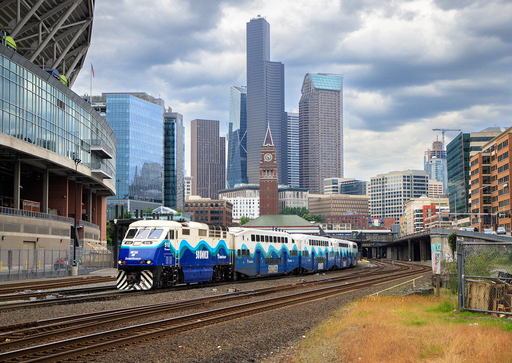 Sounder Line Take Your Leave, King | An outbound Sounder S-Line service f… | Flickr