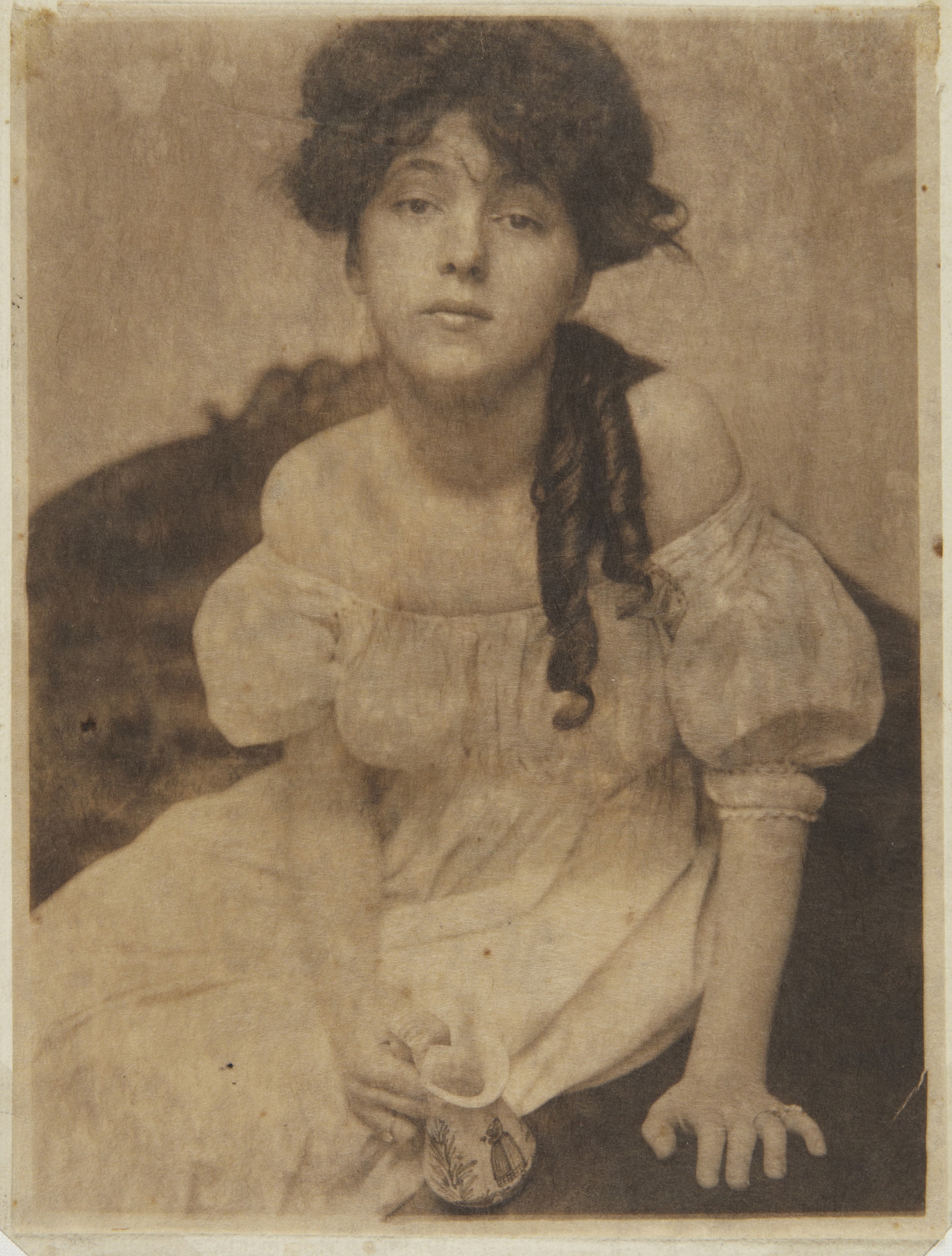 Gertrude Käsebier (1852–1934) :: Evelyn Nesbit, 1902 [Carbon print?]. | src Princeton University Art Museum