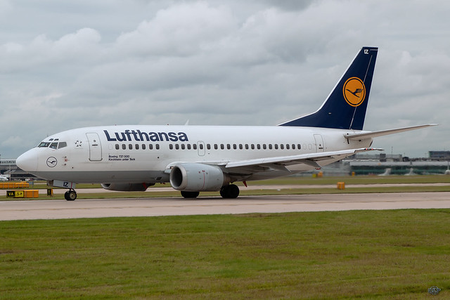 D-ABIZ Lufthansa - Boeing 737-530