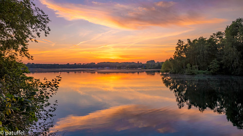 unterbacher see lake reflektion reflection water suns sun sunset sonnenuntergang wasser düsseldorf nrw leica m10 28mm summicron