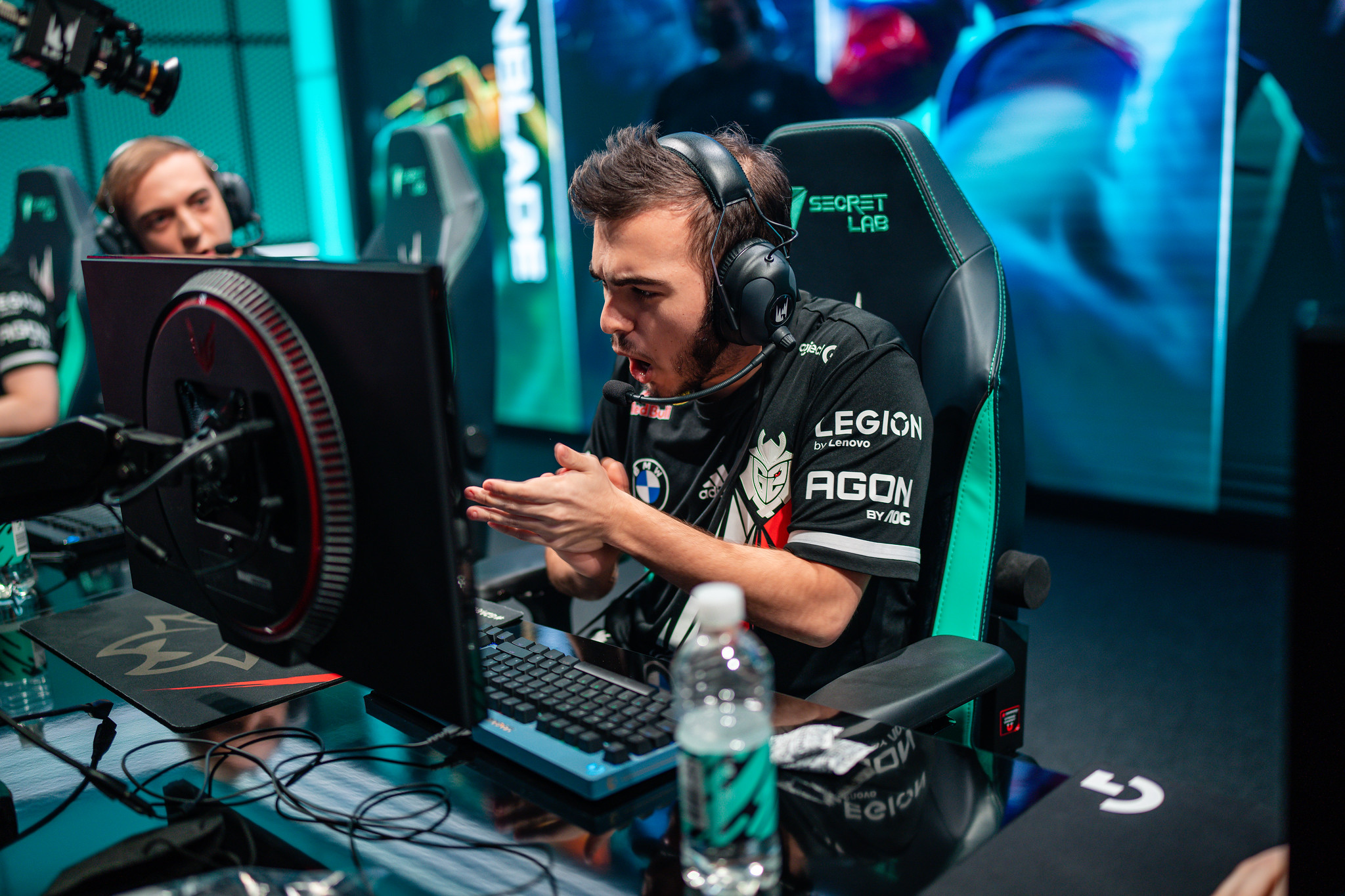 Flakked is not entirely sure what is going on, but things have gone smoothly for G2 Esports in Week 1 of the LEC summer split.
