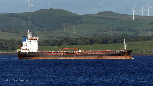 VS Salome (chemical/oil tanker) passing Hunterston and Cumbrae