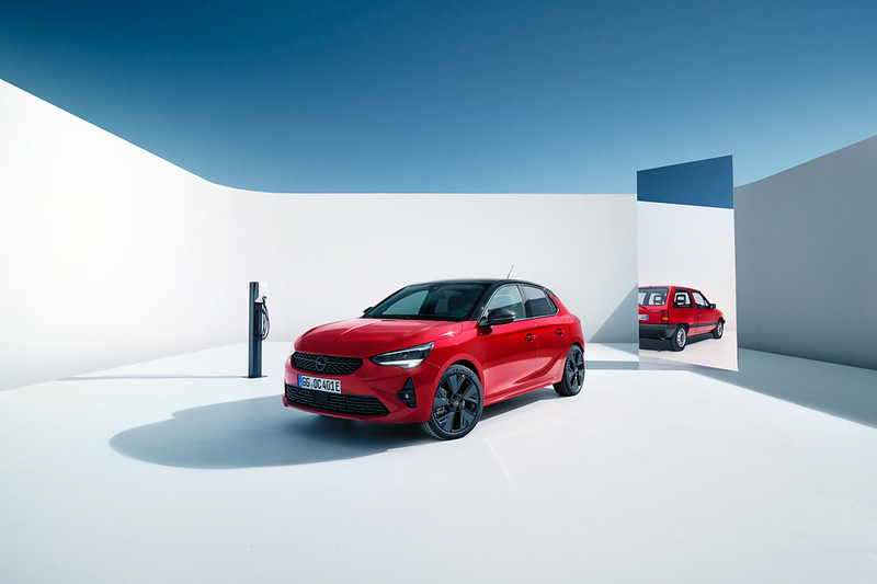 Opel Corsa celebra 40 anos com edição especial numerada