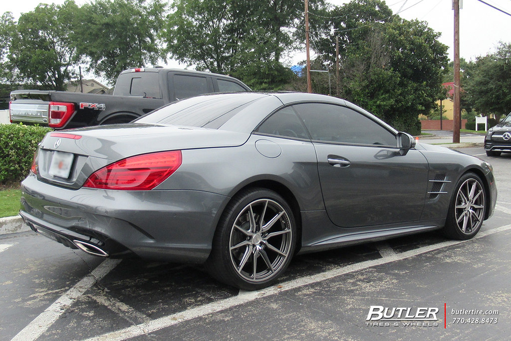 Mercedes SL550 with 19in Vossen HF3 Wheels and Continental ContiSport Contact SSR Tires