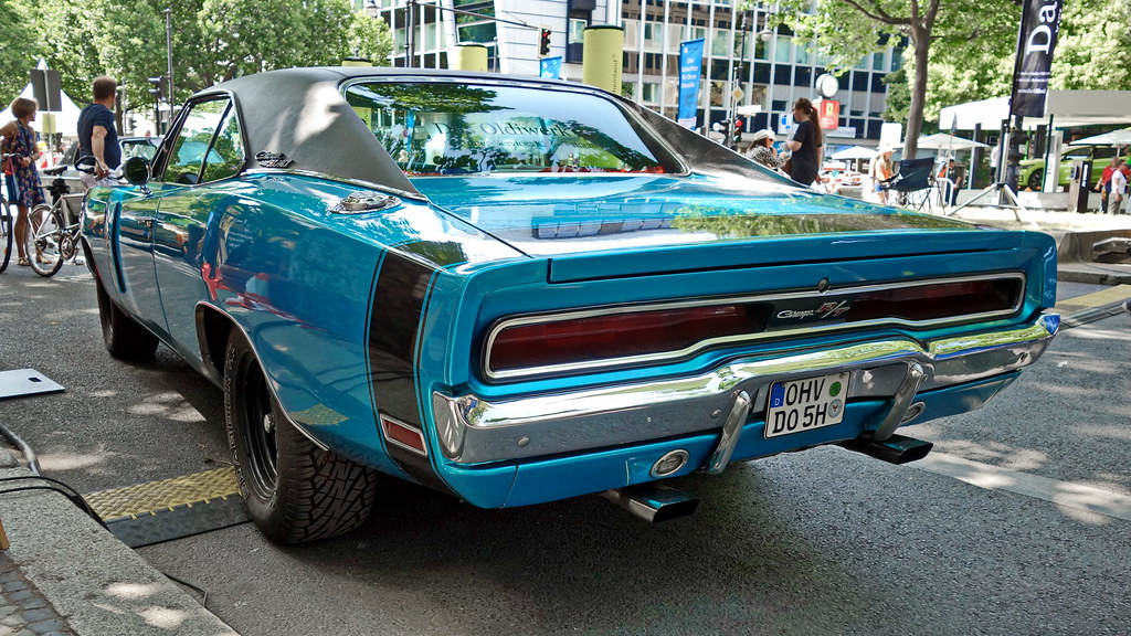 Image of 1970 Dodge Charger R/T 440 Six Pack (Rear)