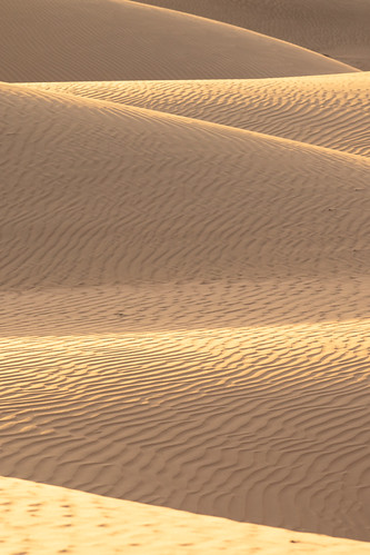 Layered Light on the Dunes by virtualwayfarer, After my visit to Oman in 2019, I knew I was eager to go back and see more. Though I initially envis
