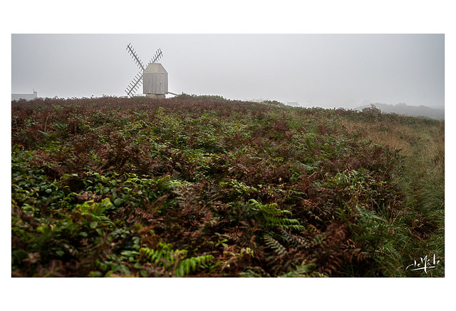Ancien moulin à vent / Old windmill - Ouessant
