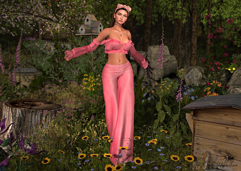 Overlow Poses  FabFree - Fabulously Free in SL