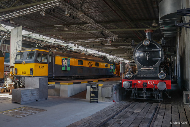 NS 1501 & NS 3737 in het Spoorwegmuseum