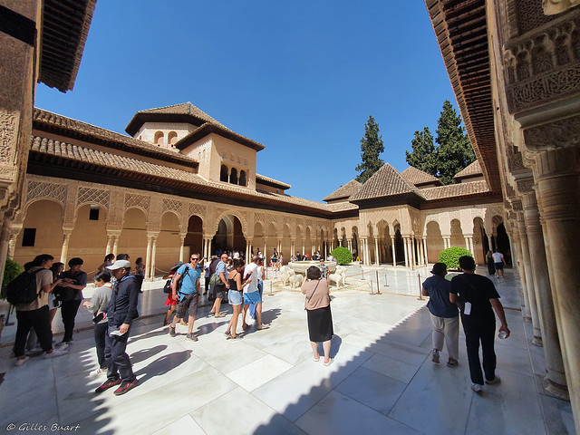 Patio de los Leones - Alhambra - Grenade